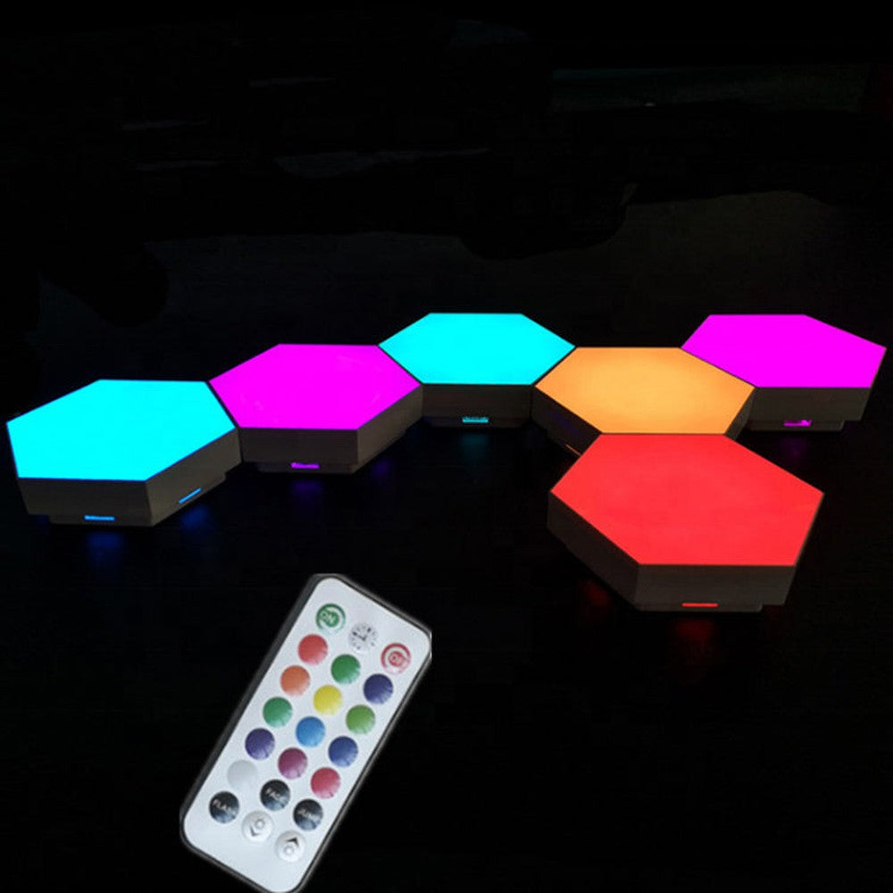 Lampes hexagonales LED tactiles et modulables